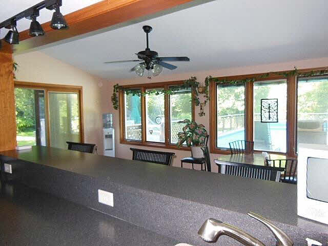 7593 Summerfield Road Lambertville, MI 48144 - Photo 12 of 20 20367482-11.JPG