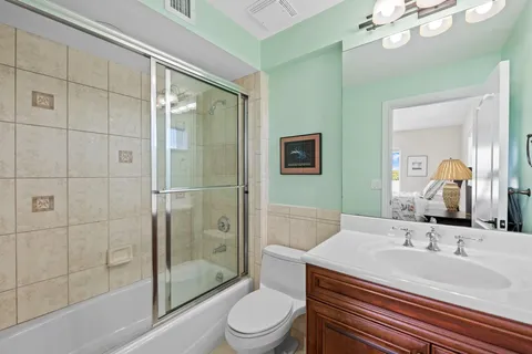 $959,000 | 844 North Victoria Park Road, Fort Lauderdale, FL 33304