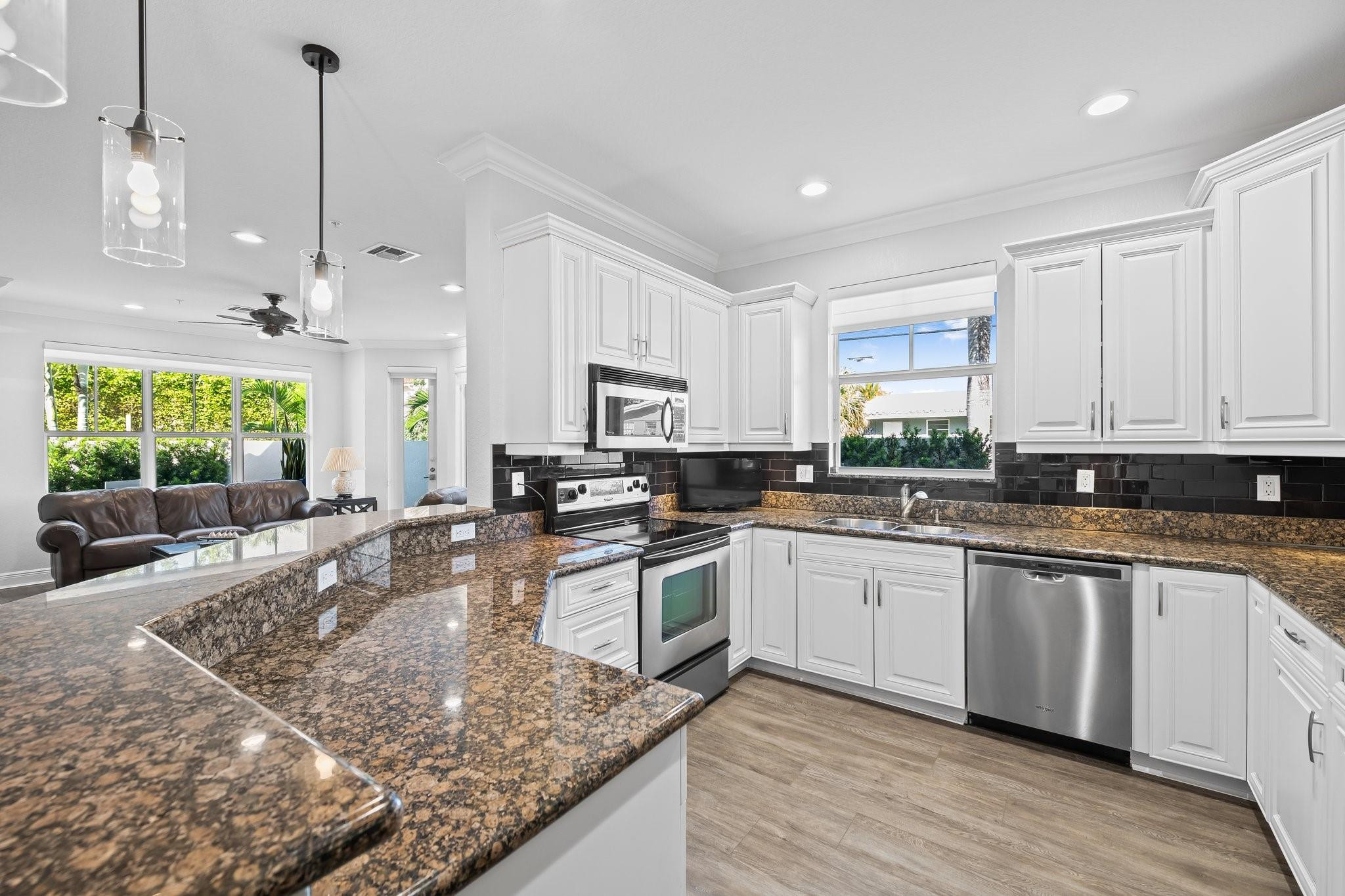 844 North Victoria Park Road Fort Lauderdale, FL 33304 - Photo 9 of 29 Photo 9