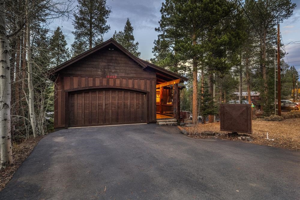 10480 Iris Road Truckee, CA 96161 - Photo 2 of 28 Gallery Image 2