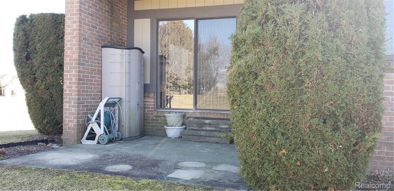 1577 Meadowside Drive, Unit 196 Rochester, MI 48307 - Photo 13 of 14 20190403_154126.jpg
