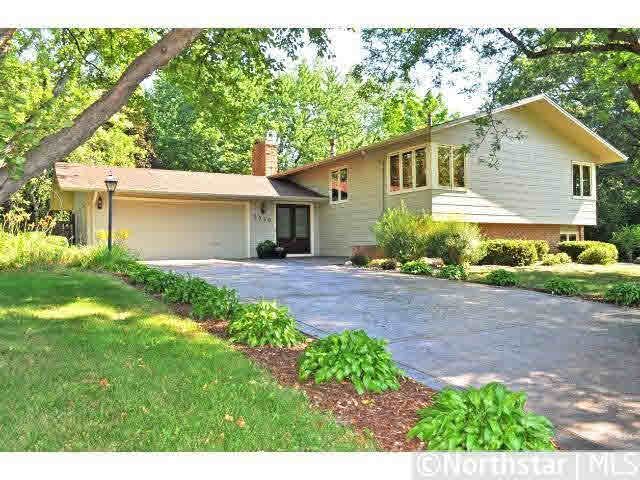 5930 Kenneth Way Golden Valley, MN 55422 - Photo 1 of 16 Gallery Image 1
