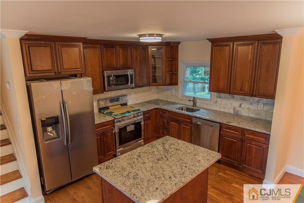 44 Winton Road East Brunswick, NJ 08816 - Photo 3 of 25 Gallery Image 3