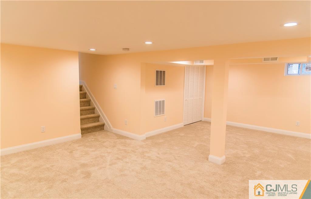 44 Winton Road East Brunswick, NJ 08816 - Photo 21 of 25 Gallery Image 21