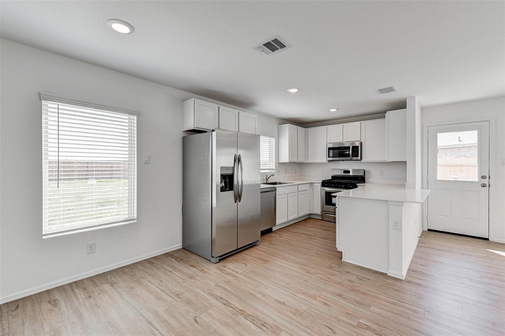 7202 Greenbrier Cyn Ln  