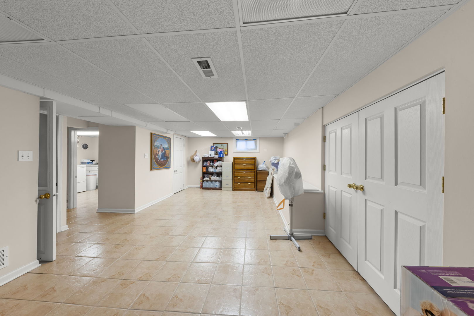 370 Oak Street Elmhurst, IL 60126 - Photo 20 of 35 a view of a storage & utility room