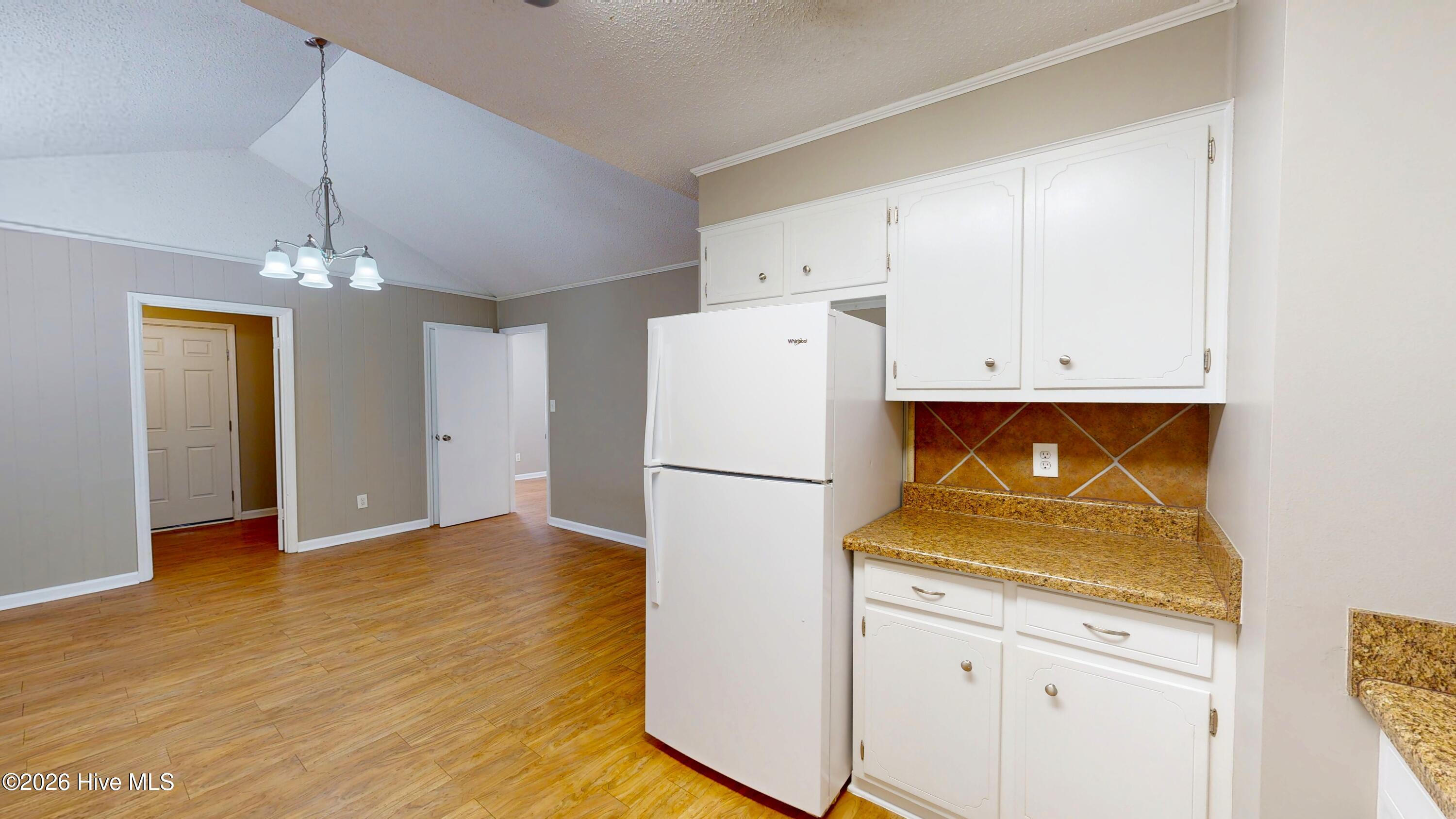 4505 Colonial Road Martinez, GA 30907 - Photo 11 of 36 05182026_081145