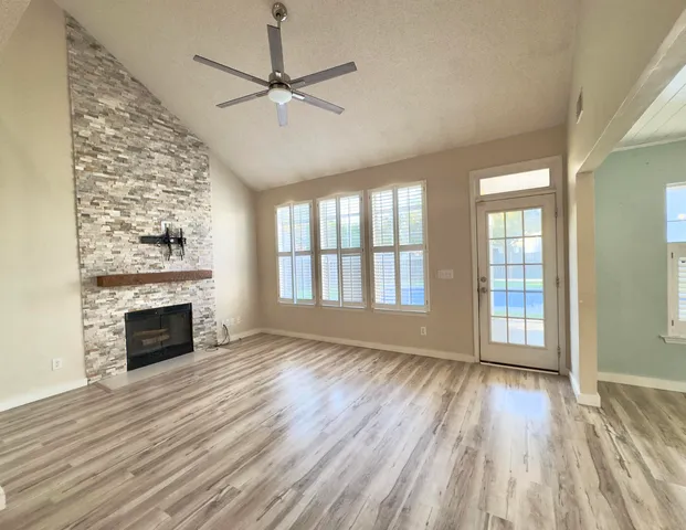 $399,999 | 113 Rockdale Lane, Goose Creek, SC 29445