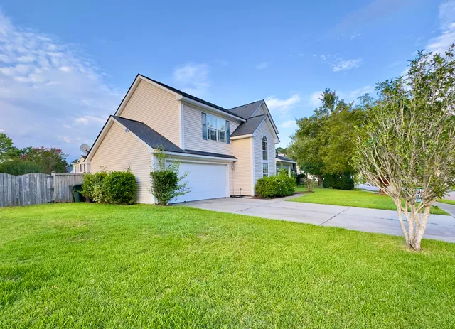 $399,999 | 113 Rockdale Lane, Goose Creek, SC 29445