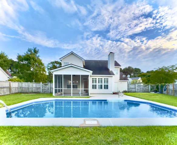 $399,999 | 113 Rockdale Lane, Goose Creek, SC 29445