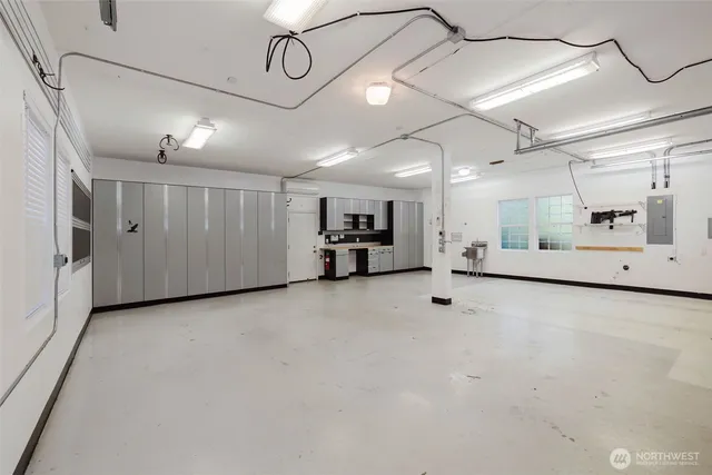 a view of a storage & utility room