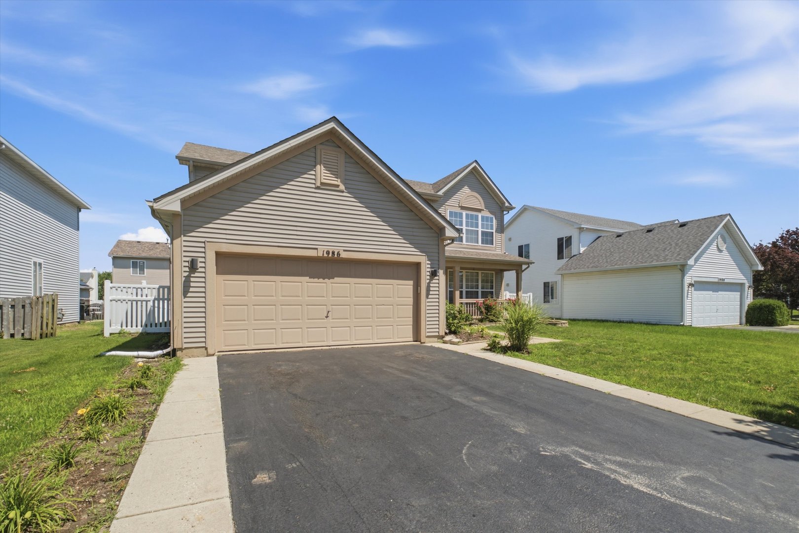 1986 Wedgewood Circle Romeoville, IL 60446 - Photo 3 of 47
