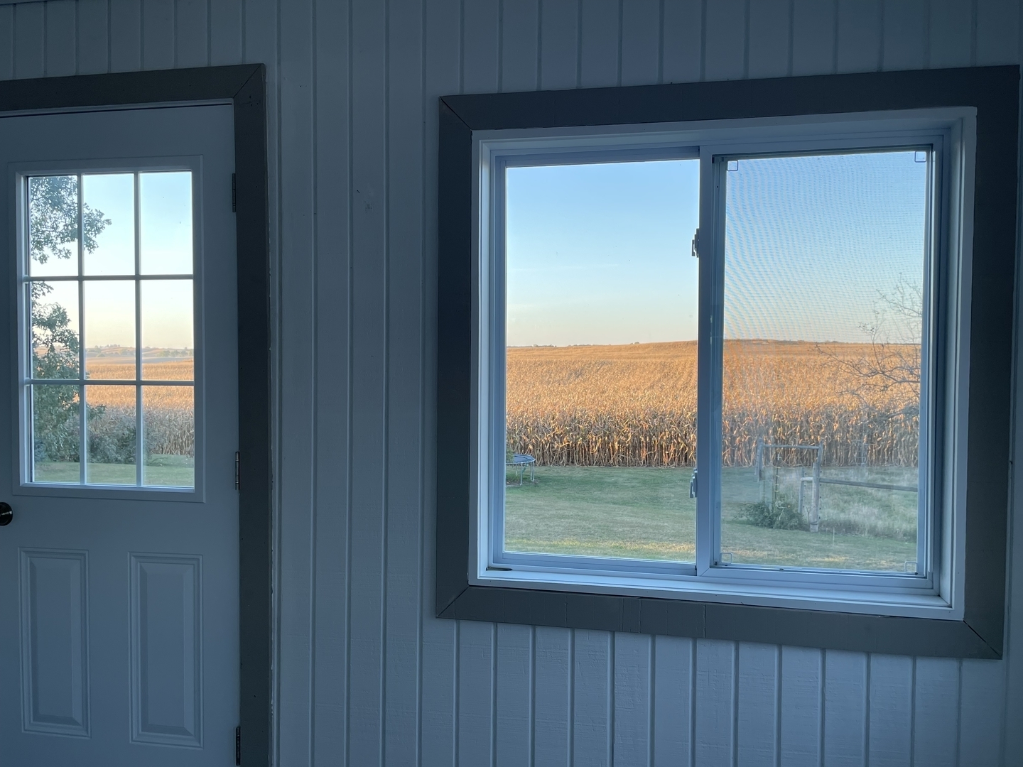 18221 Fairhaven Road Chadwick, IL 61014 - Photo 8 of 20 a view of an empty room with a window
