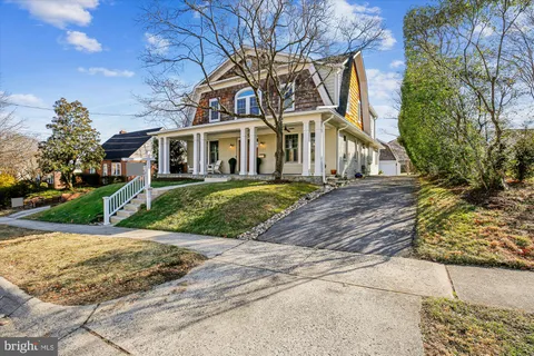 $1,750,000 | 10237 Parkwood Drive, Kensington, MD 20895