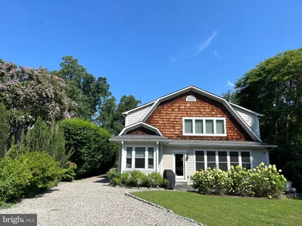 $1,750,000 | 10237 Parkwood Drive, Kensington, MD 20895