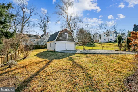 $1,750,000 | 10237 Parkwood Drive, Kensington, MD 20895