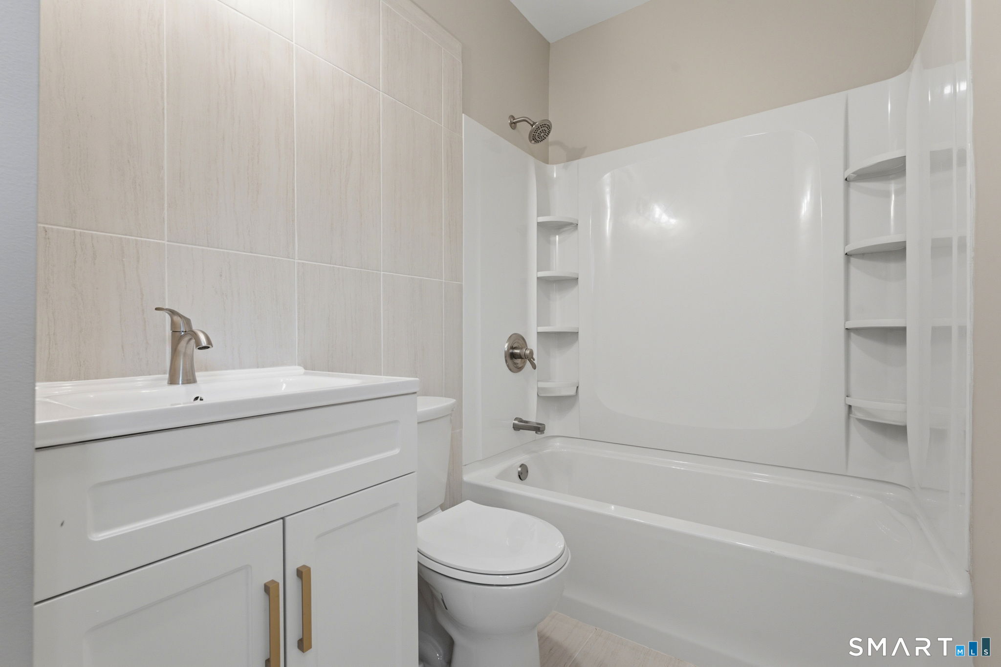 41 Center Street Hartford, CT 06120 - Photo 12 of 38