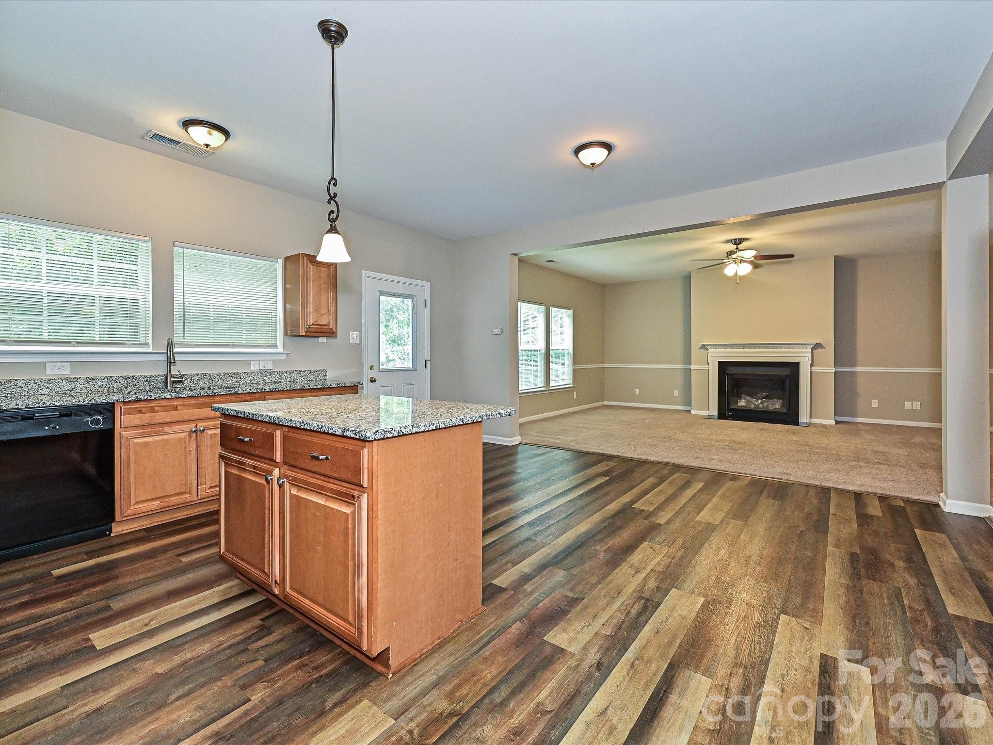 8318 Rockmoor Ridge Road Charlotte, NC 28215 - Photo 16 of 42 Gallery Image 16