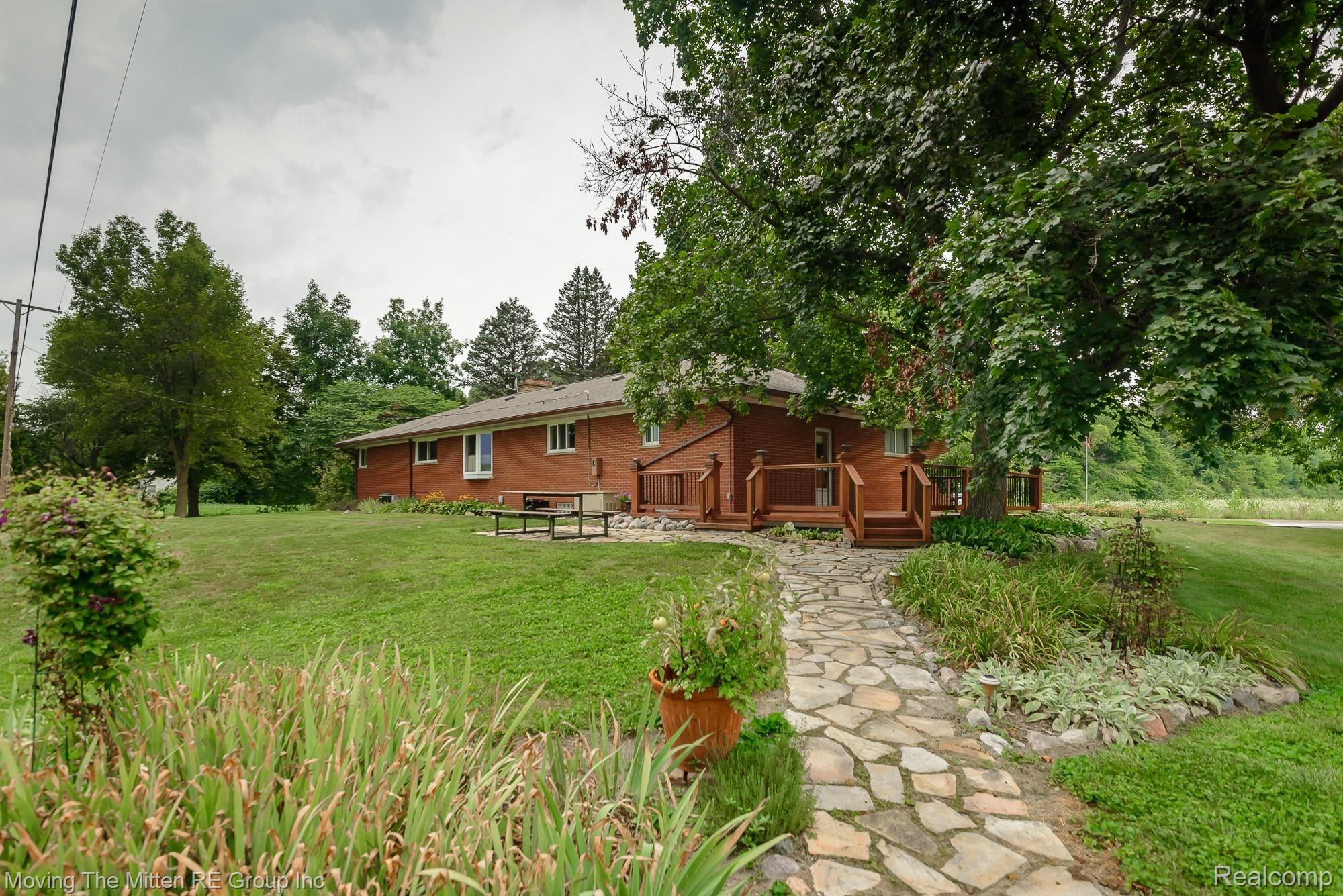46445 Harris Road Belleville, MI 48111 - Photo 42 of 51 mtm_46445_harris-41.jpg