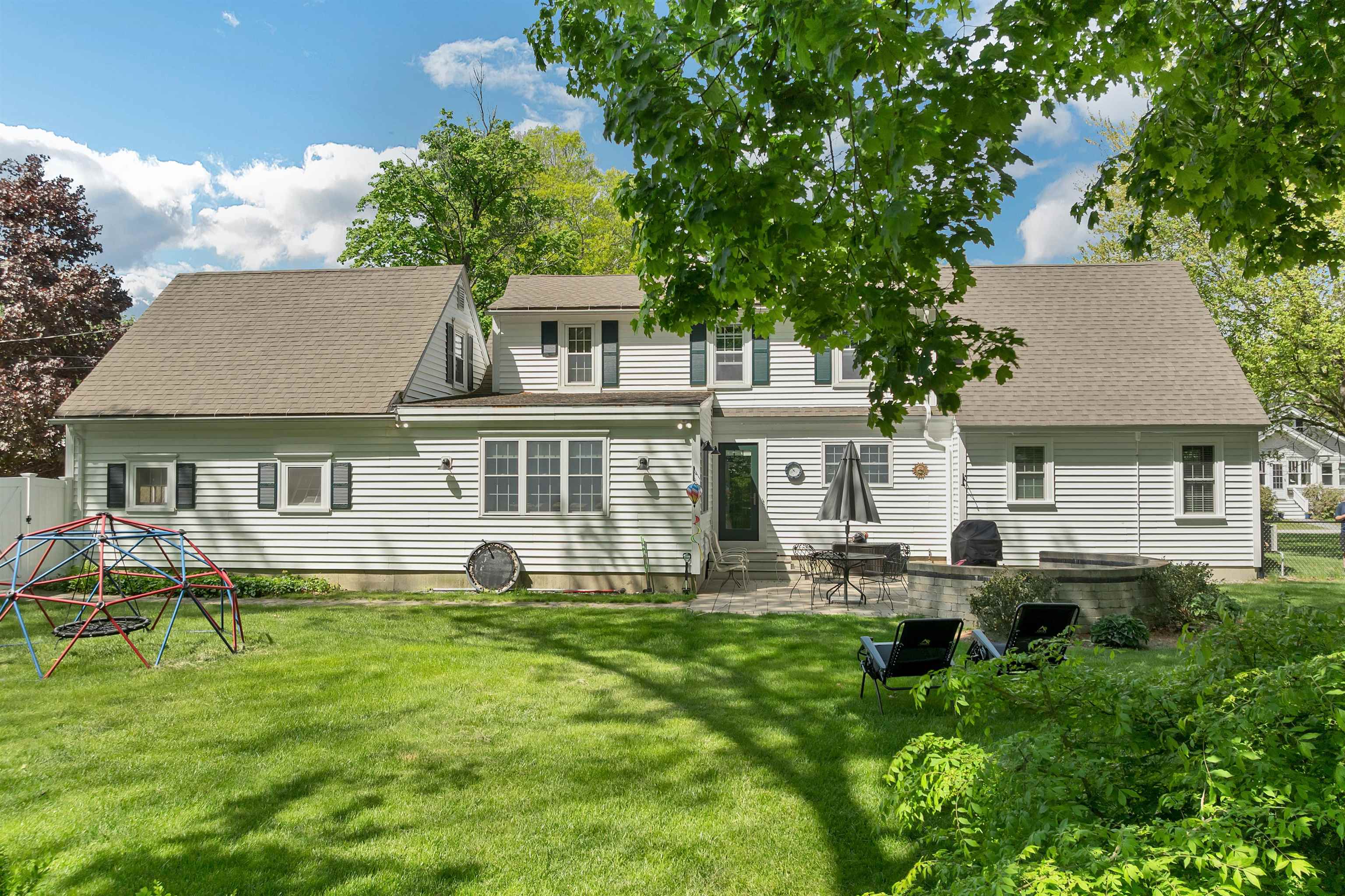 2 Glendale Road Concord, NH 03301 - Photo 4 of 34
