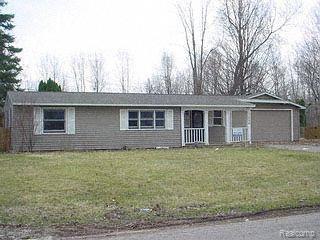 1896 Swaney Road Walled Lake, MI 48390 - Photo 1 of 1 FRONT