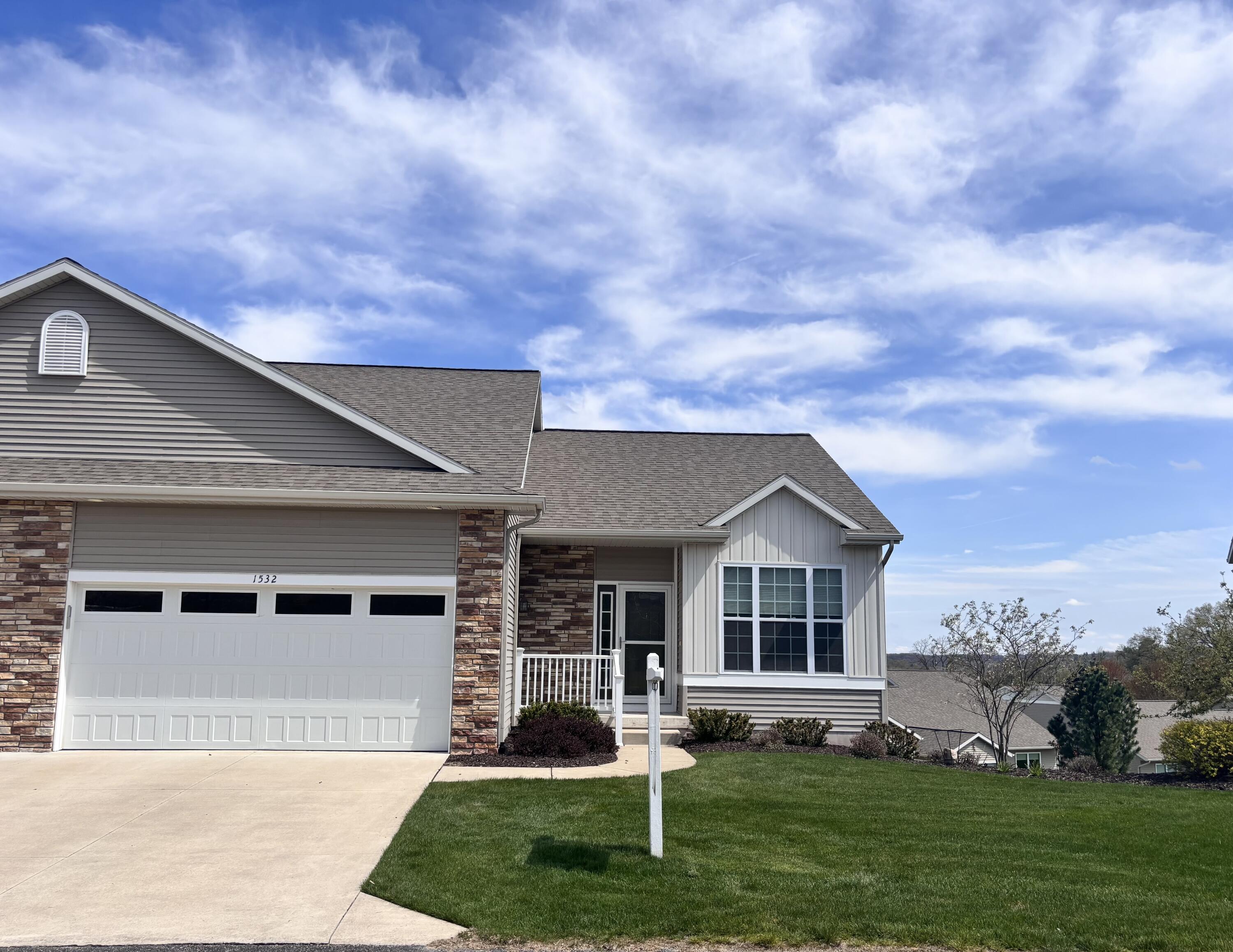 1532 Ctr Hl Road Lowell, MI 49331 - Photo 1 of 26 IMG_3485