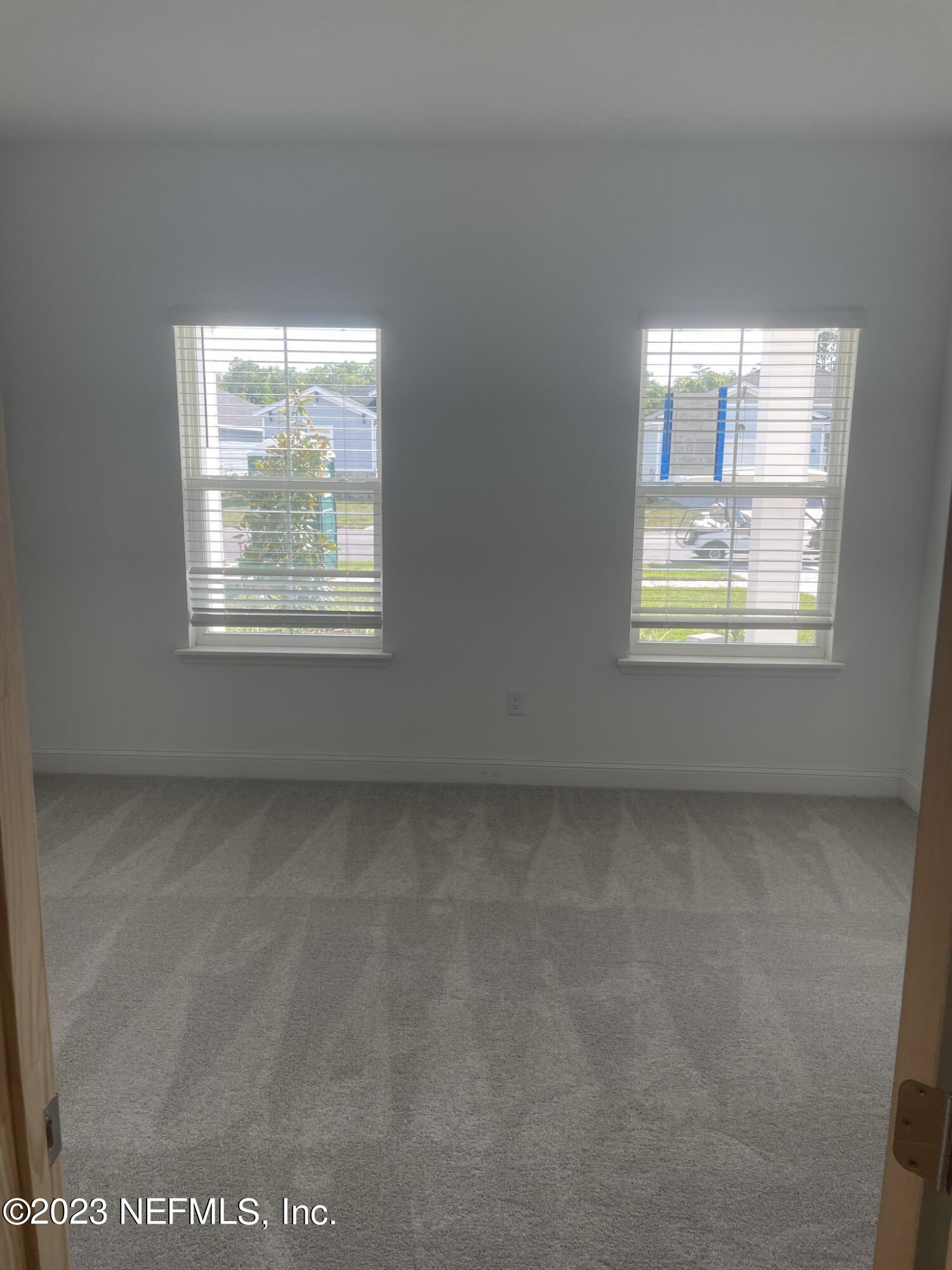 35 Hammer Circle St. Johns, FL 32259 - Photo 22 of 22 an empty room with a window