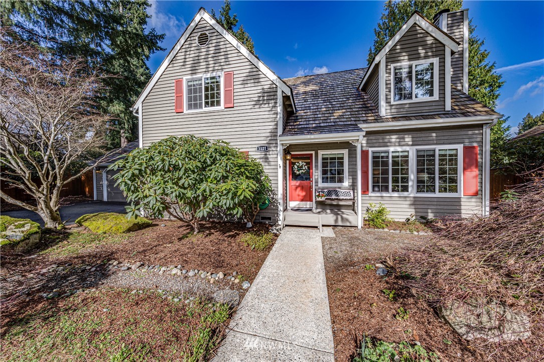 3121 166th Place Southeast Bothell, WA 98012 - Photo 28 of 28 a front view of a house with garden