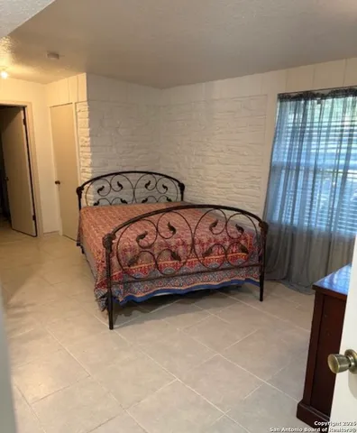$1,800 | 1520 Owl, Canyon Lake, TX 78133