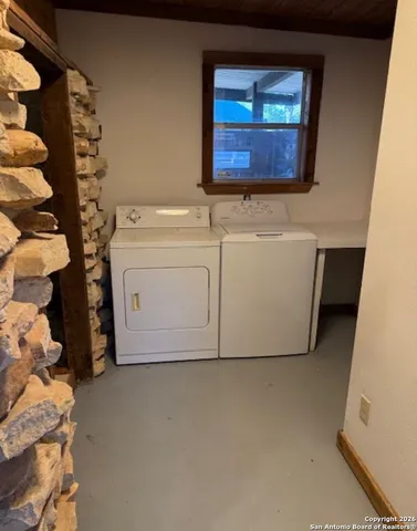 $1,800 | 1520 Owl, Canyon Lake, TX 78133