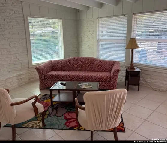 $1,800 | 1520 Owl, Canyon Lake, TX 78133