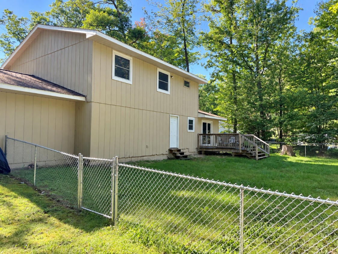 206 Rising Fawn Trail Roscommon, MI 48653 - Photo 3 of 51 Gallery Image 3