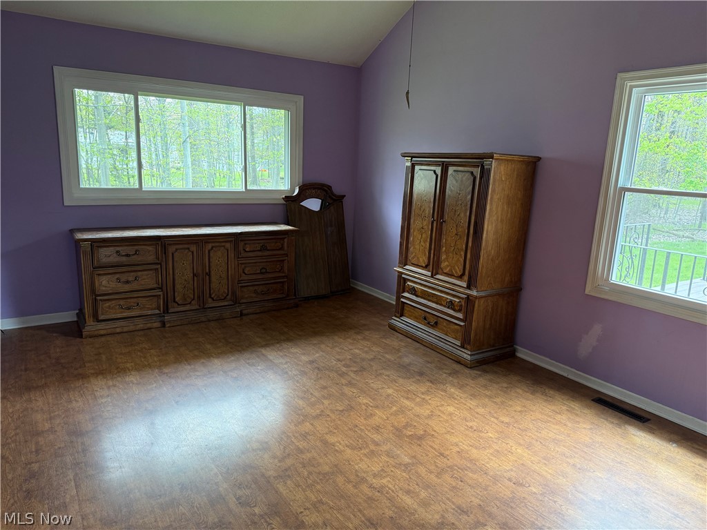 8352 Wyatt Road Broadview Heights, OH 44147 - Photo 7 of 14 20 x 12 Master Bedroom