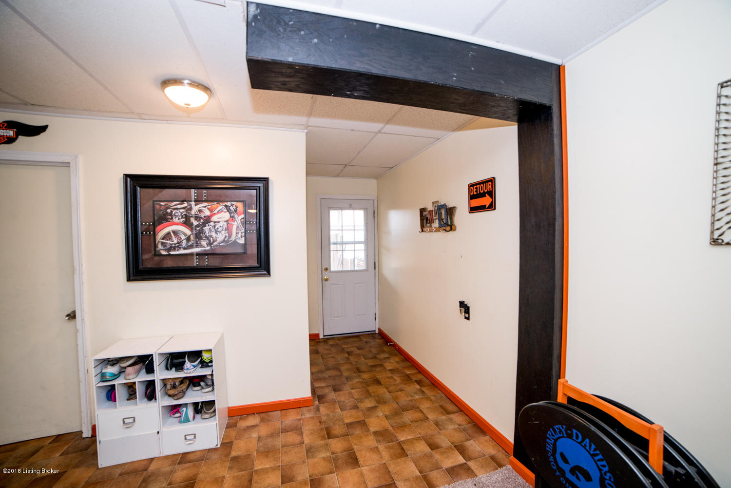 8906 Maple Road Louisville, KY 40219 - Photo 29 of 44 8906 Maple Road-33