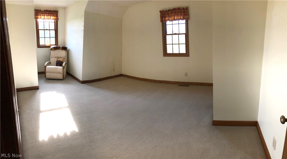 27122 Speidel Road East Rochester, OH 44625 - Photo 6 of 13 Gallery Image 6