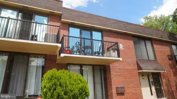 $117,000 | 100 East Glenolden Avenue, Unit D7, Glenolden, PA 19036