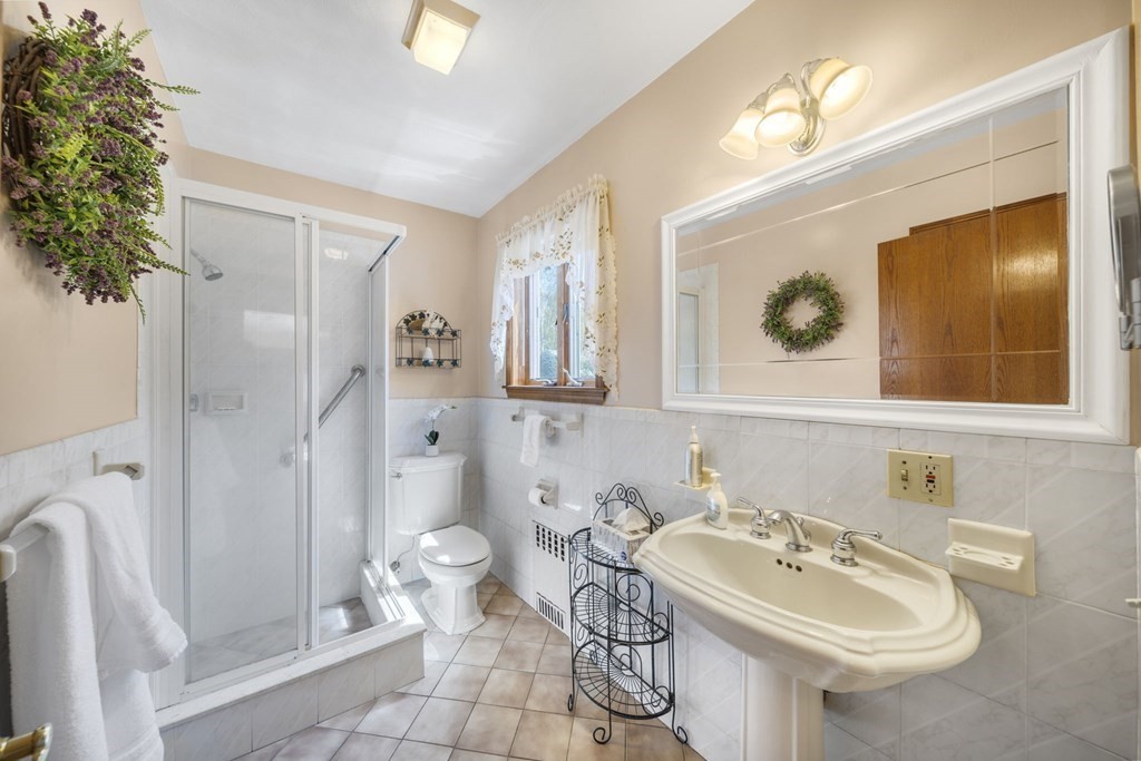 2 Concord Road Stoneham, MA 02180 - Photo 11 of 42 Gallery Image 11