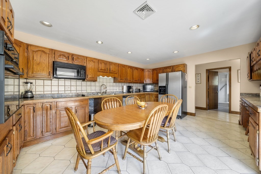 2 Concord Road Stoneham, MA 02180 - Photo 12 of 42 Gallery Image 12