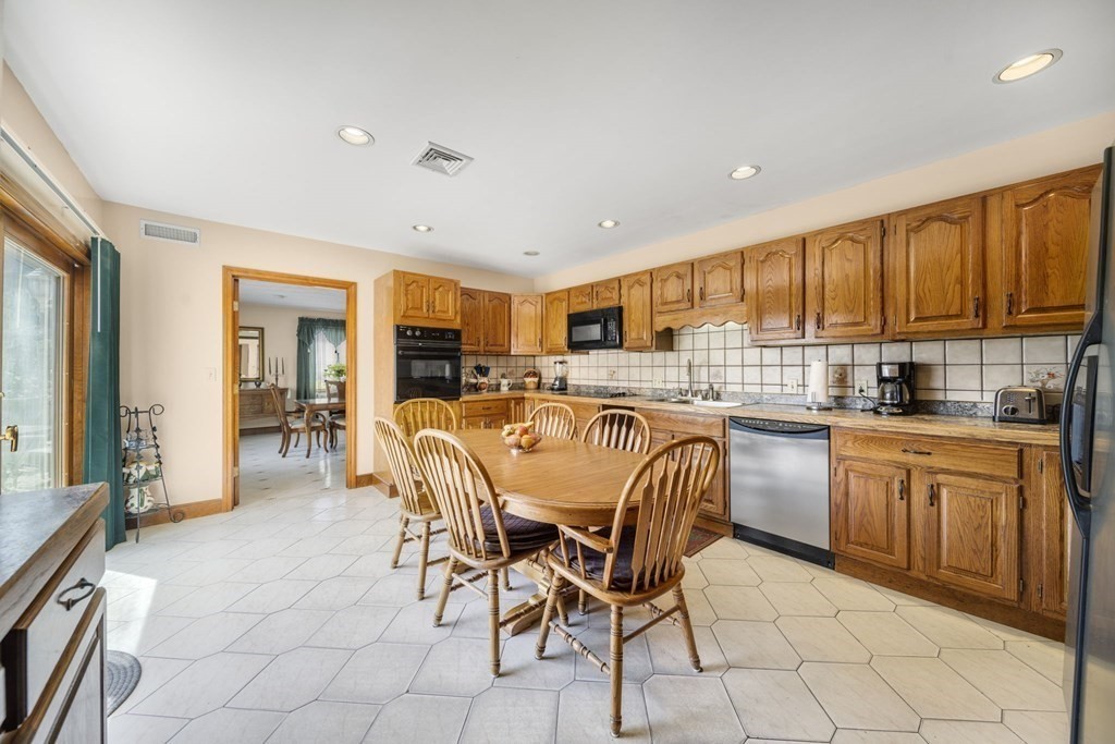 2 Concord Road Stoneham, MA 02180 - Photo 13 of 42 Gallery Image 13