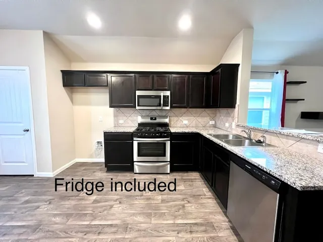 $1,725 | 3208 Tilmon Ln., Austin, TX 78725