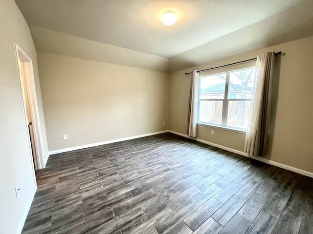 $1,725 | 3208 Tilmon Ln., Austin, TX 78725