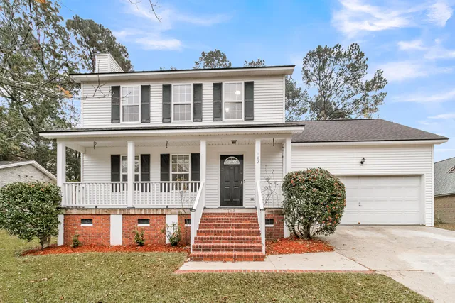 $345,000 | 102 Outrigger Court, Summerville, SC 29485