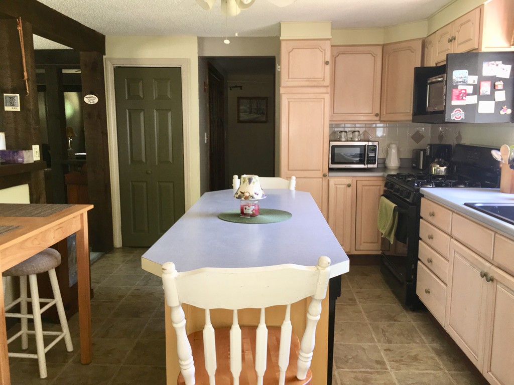 61 Wilson Road Belchertown, MA 01007 - Photo 11 of 29