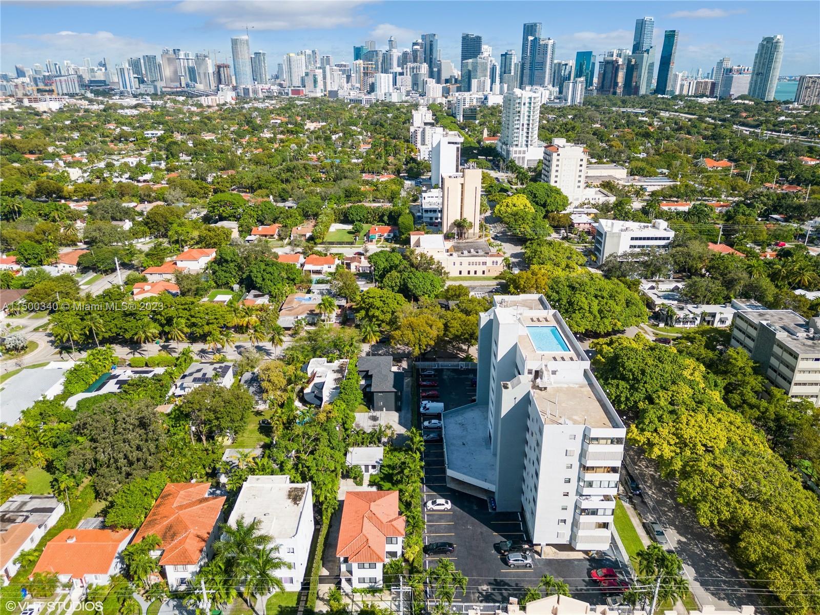 325 Southwest 30th Road, Unit L Miami, FL 33129 - Photo 23 of 25 a view of a city