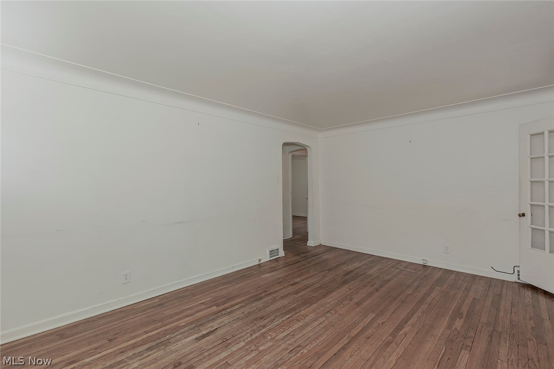 3266 Yorkshire Road Cleveland, OH 44118 - Photo 23 of 34