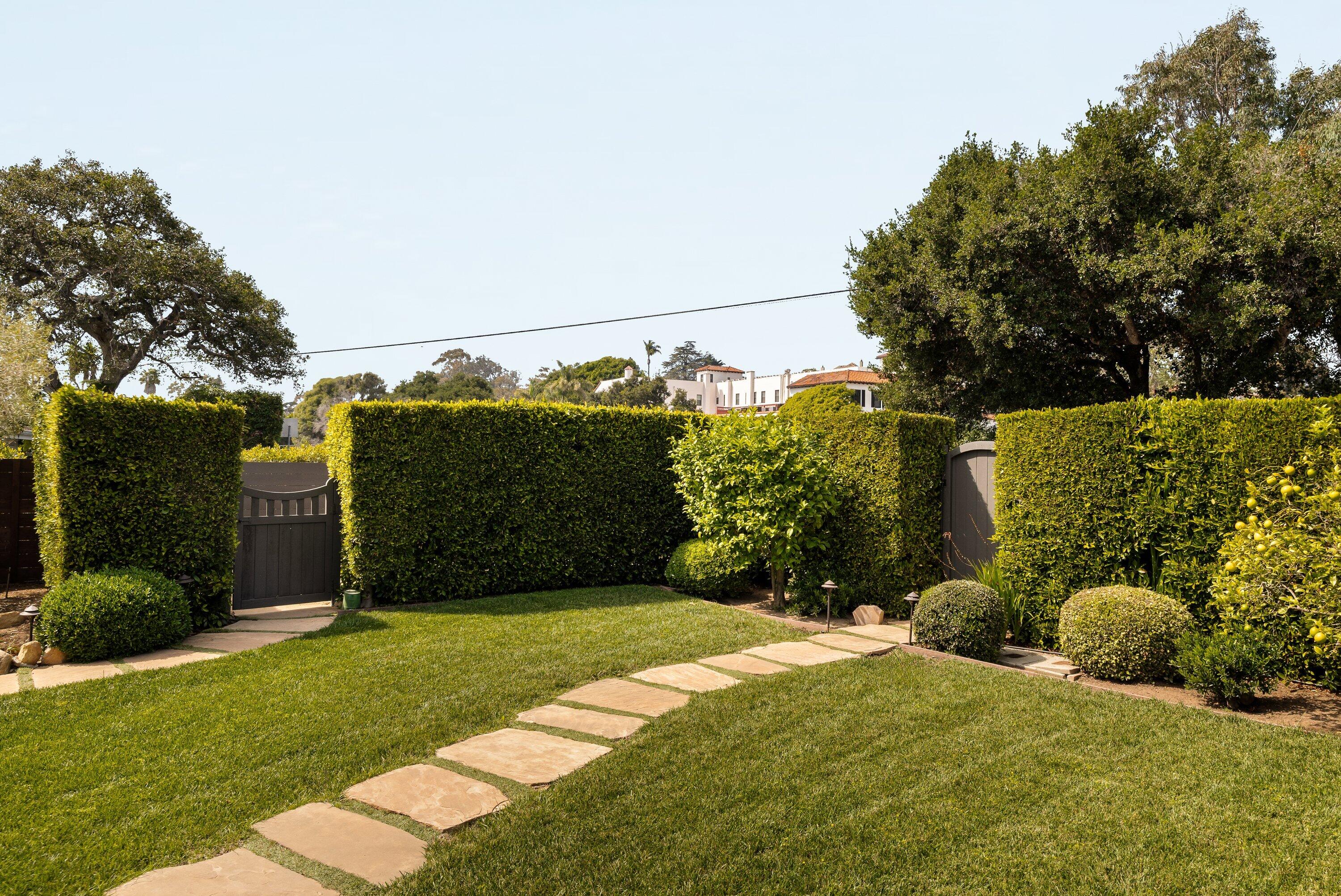 1315 Virginia Road Montecito, CA 93108 - Photo 2 of 44 Front yard