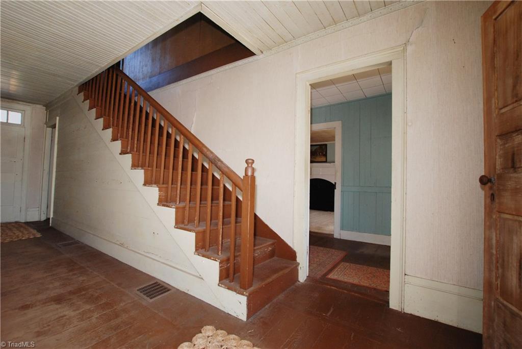3736 Clemmons Road Clemmons, NC 27012 - Photo 6 of 8 Gallery Image 6