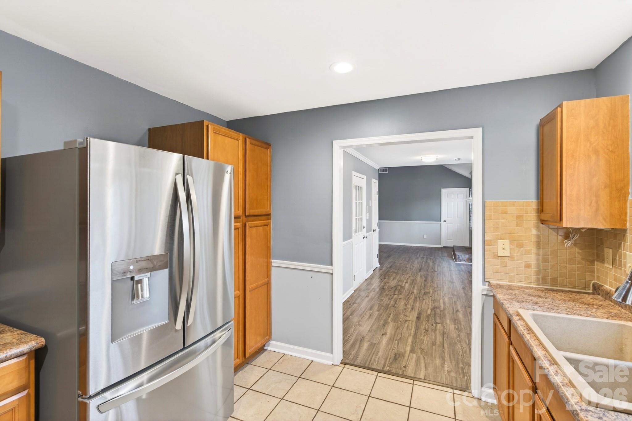 7026 Streamside Drive Charlotte, NC 28212 - Photo 16 of 44