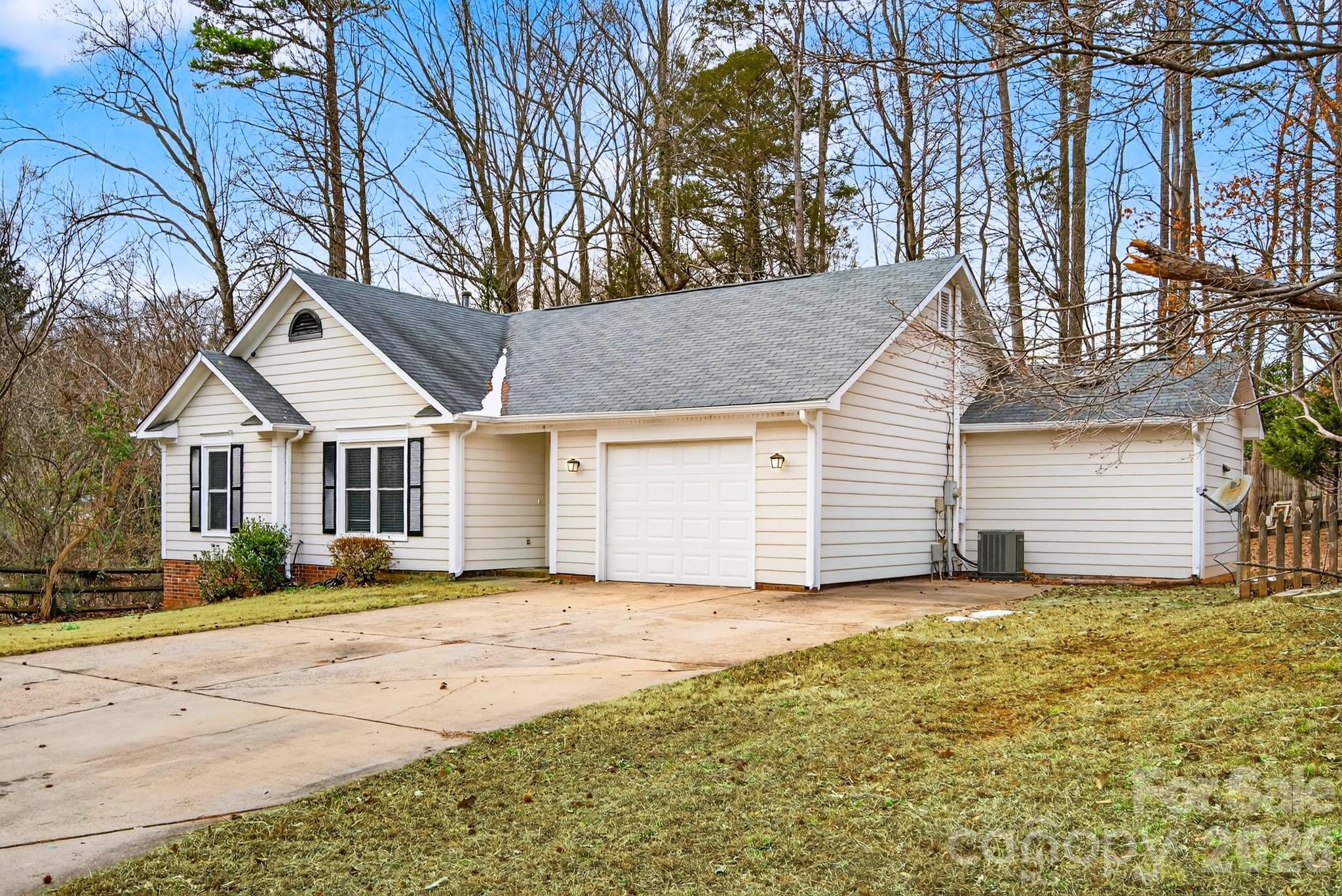 7026 Streamside Drive Charlotte, NC 28212 - Photo 3 of 44