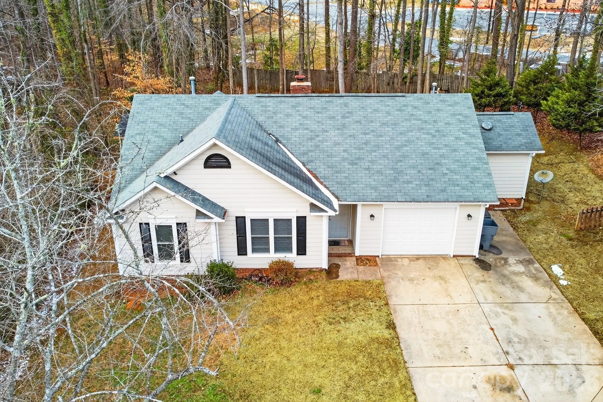 7026 Streamside Drive Charlotte, NC 28212 - Photo 4 of 44